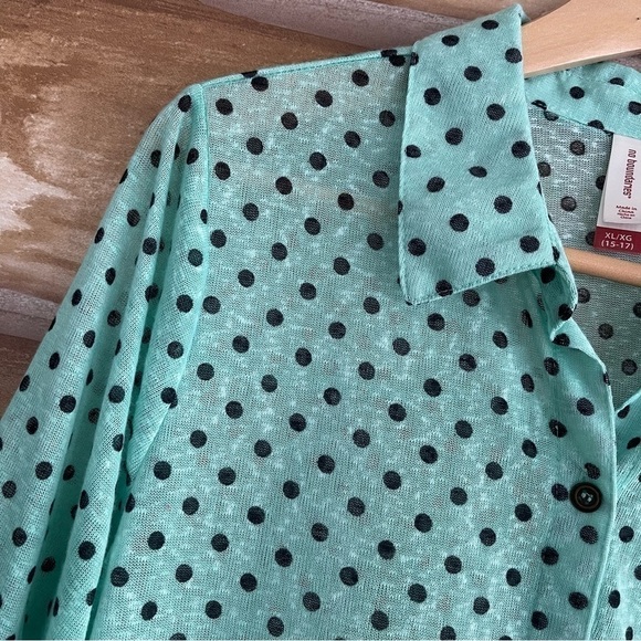 Polkadot semi sheer button front waist tie top XL (Juniors 15-17) - Picture 3 of 10